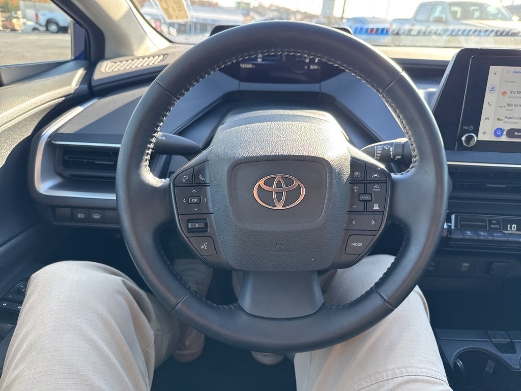 2025 Toyota Prius LE