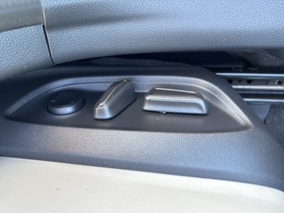 2023 Toyota Prius Limited