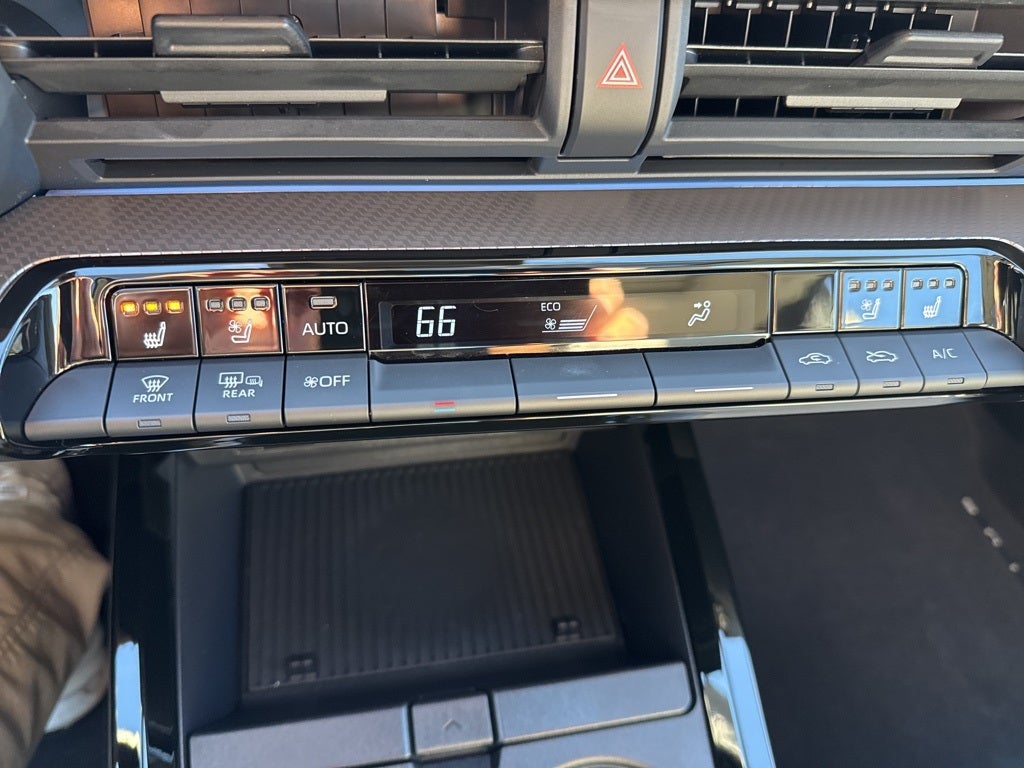 2023 Toyota Prius Limited