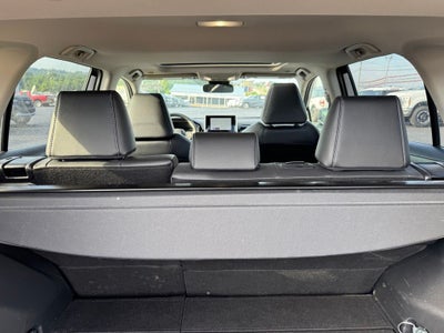 2025 Toyota RAV4 Hybrid XLE Premium