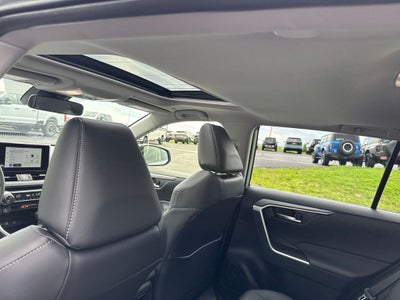 2025 Toyota RAV4 Hybrid XLE Premium