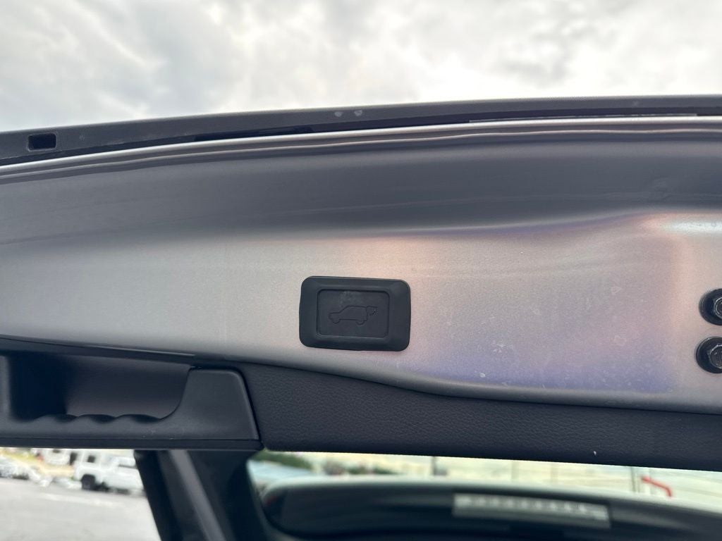 2025 Toyota RAV4 Hybrid XLE Premium