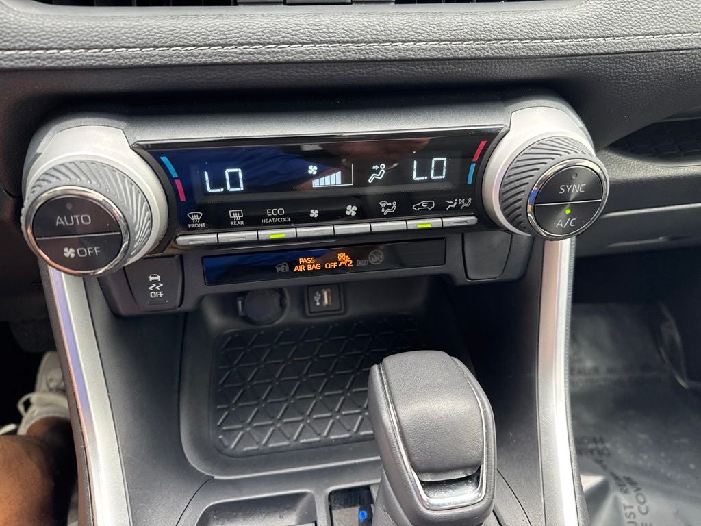 2025 Toyota RAV4 Hybrid XLE Premium