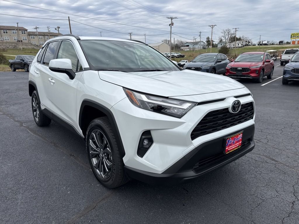 2025 Toyota RAV4 Hybrid XLE Premium