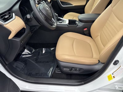 2025 Toyota RAV4 Hybrid XLE Premium