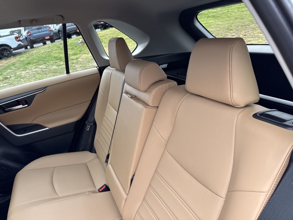 2025 Toyota RAV4 Hybrid XLE Premium
