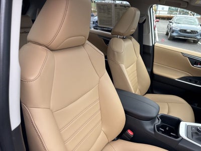 2025 Toyota RAV4 Hybrid XLE Premium