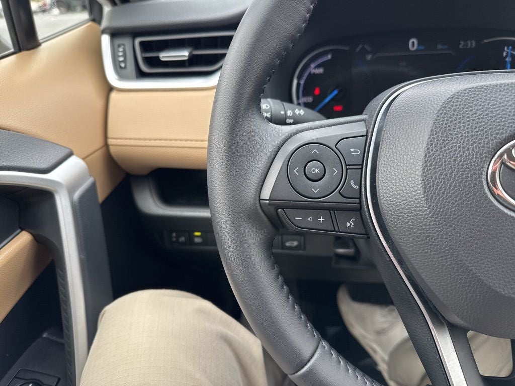 2025 Toyota RAV4 Hybrid XLE Premium