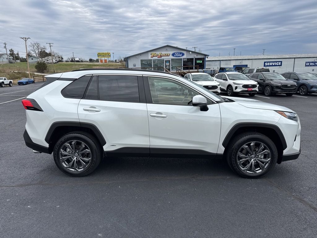 2025 Toyota RAV4 Hybrid XLE Premium