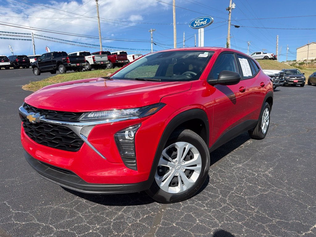 2026 Chevrolet Trax FWD LS