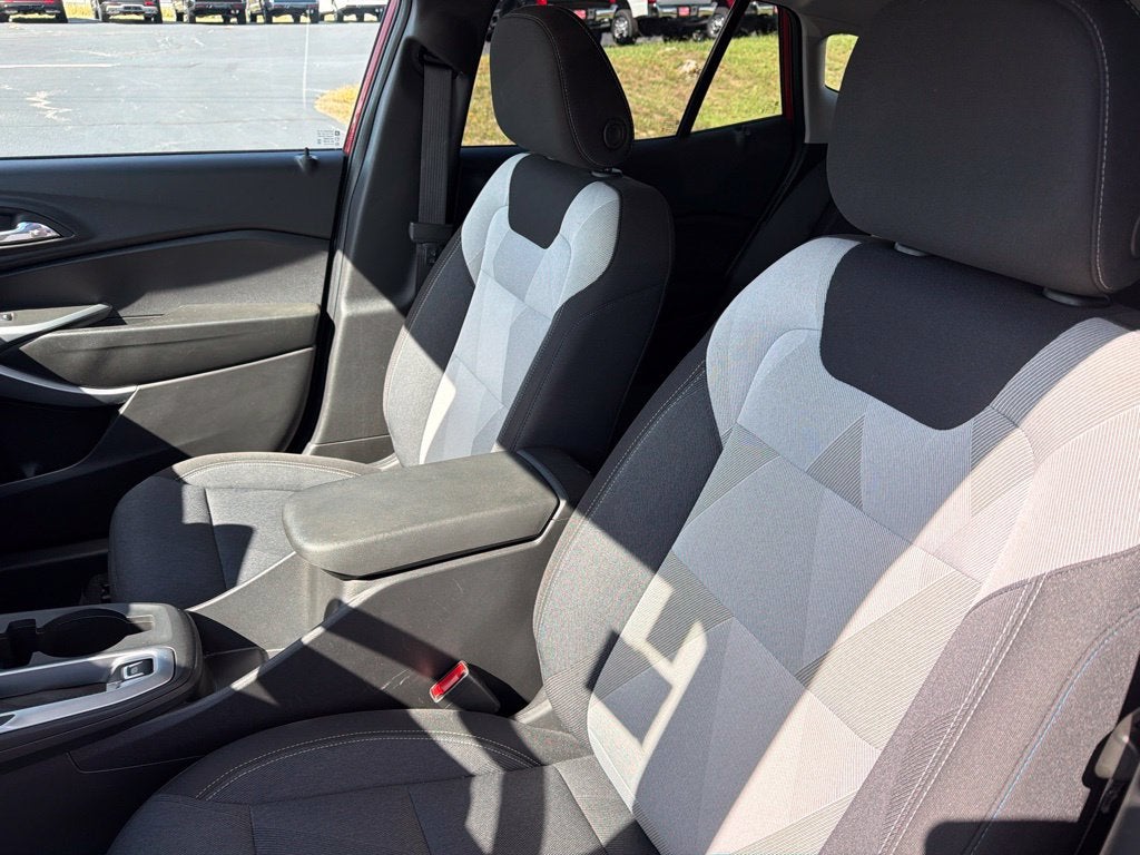2026 Chevrolet Trax FWD LS