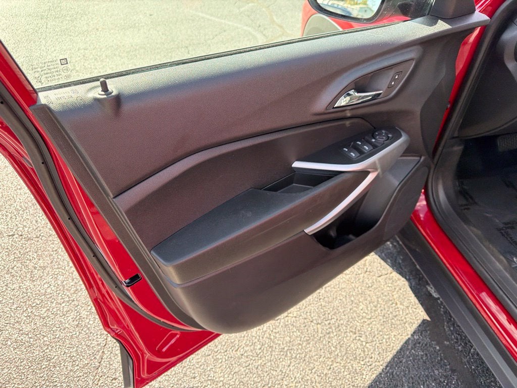 2026 Chevrolet Trax FWD LS