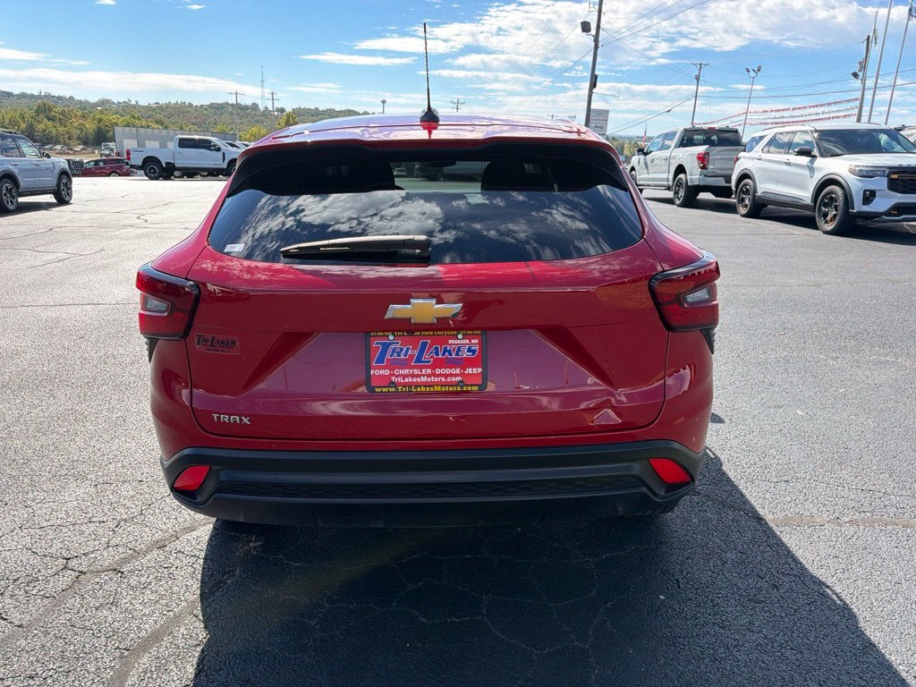 2026 Chevrolet Trax FWD LS