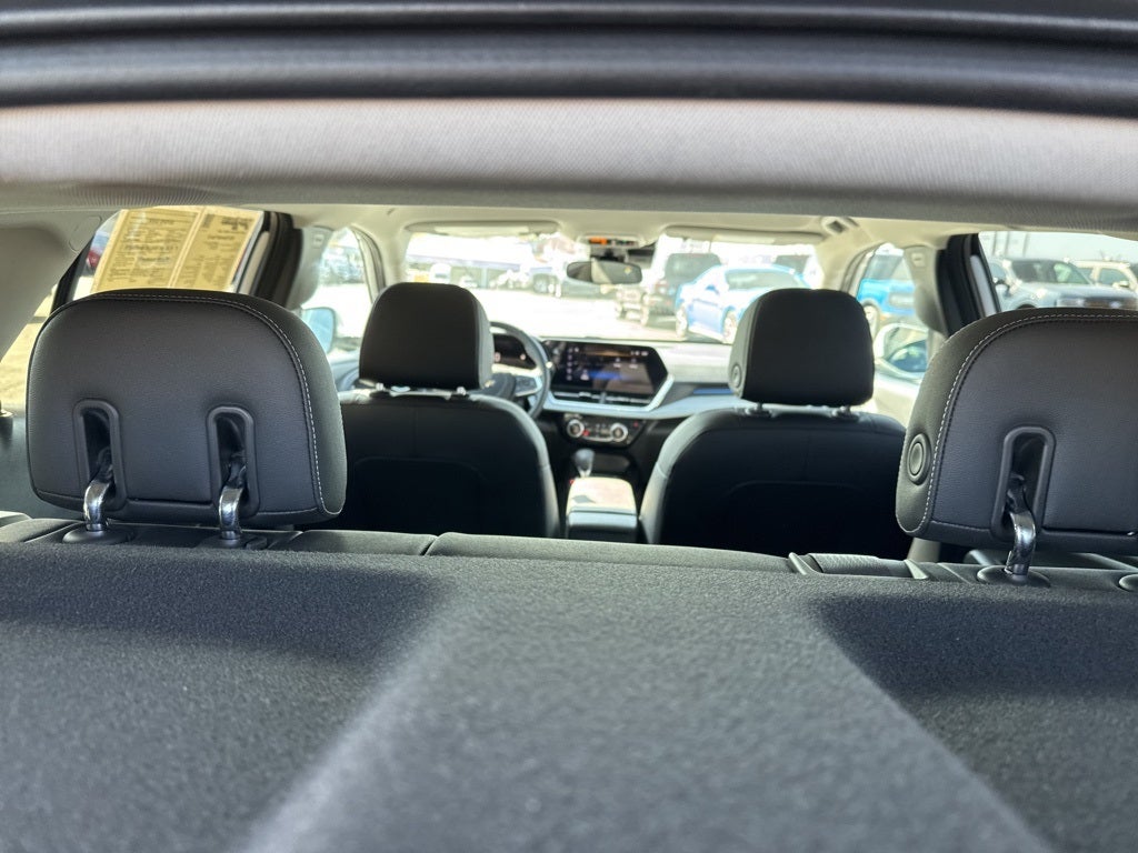 2025 Chevrolet Trax FWD LT