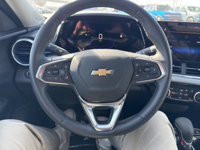 2025 Chevrolet Trax FWD LT