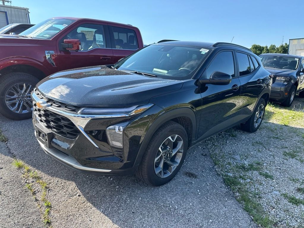 2025 Chevrolet Trax FWD LT