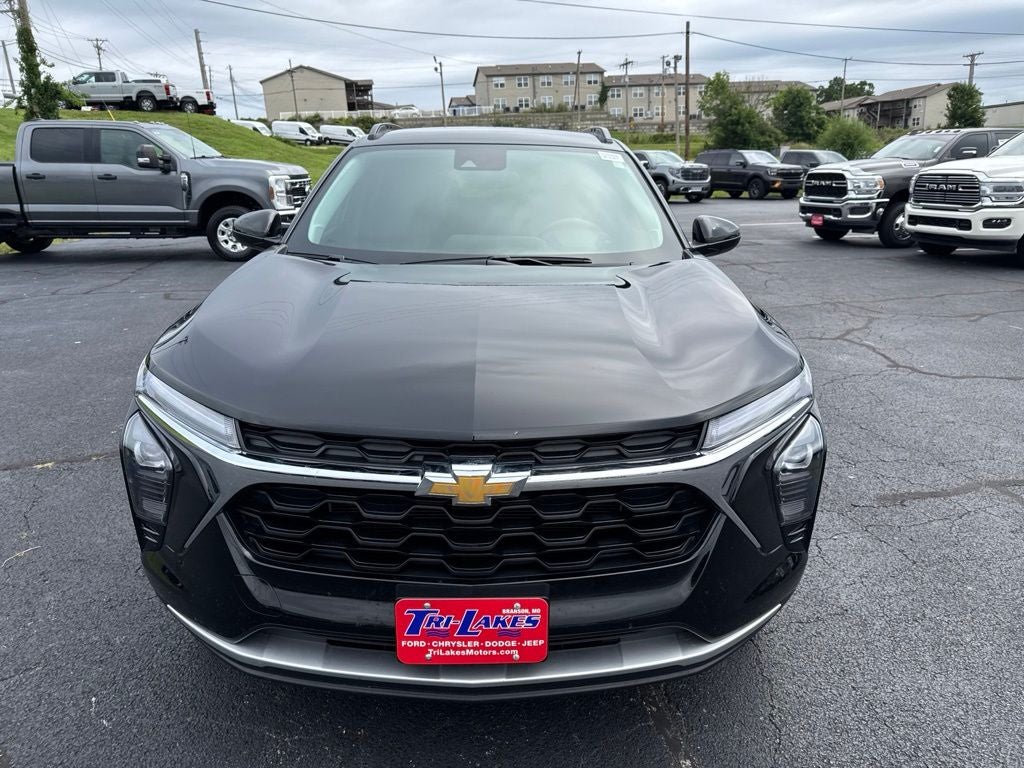 2025 Chevrolet Trax FWD LT
