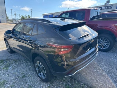 2025 Chevrolet Trax FWD LT