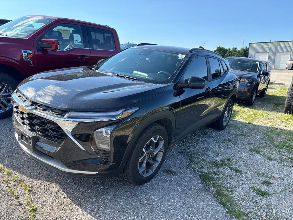 2025 Chevrolet Trax FWD LT