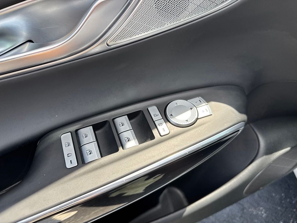 2025 Genesis GV70 2.5T AWD