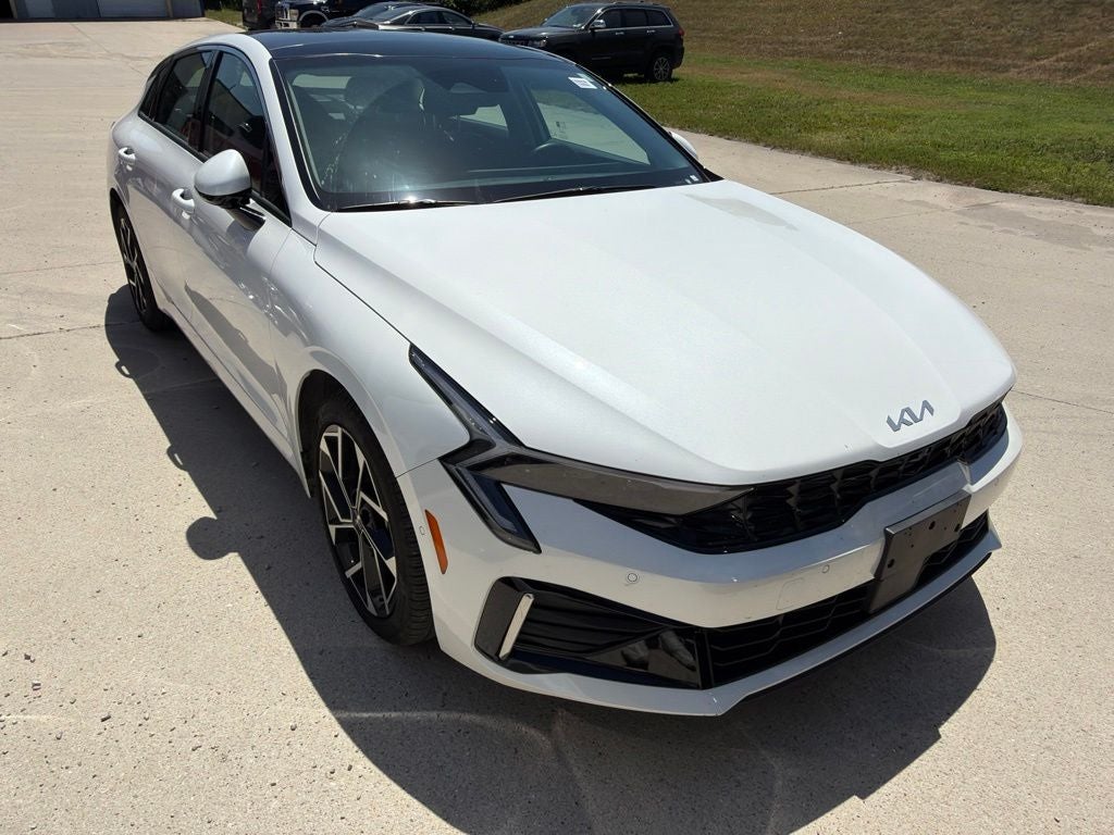 2025 Kia K5 EX