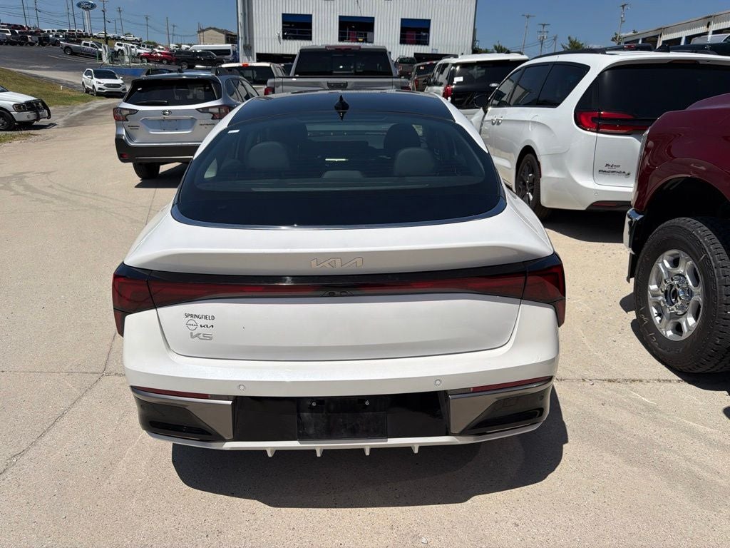 2025 Kia K5 EX