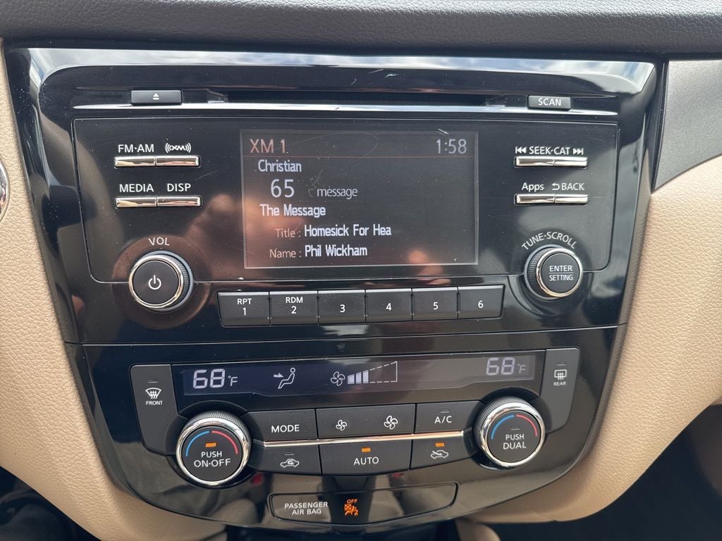 2015 Nissan Rogue SV