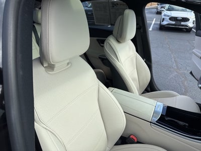 2023 Mercedes-Benz C 300 4MATIC® Sedan