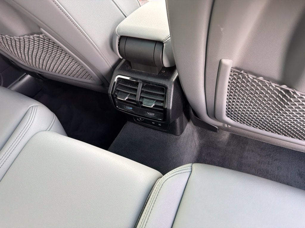 2022 Audi Q3 Premium Plus 45 TFSI S line quattro Tiptronic