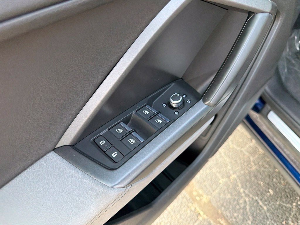 2022 Audi Q3 Premium Plus 45 TFSI S line quattro Tiptronic