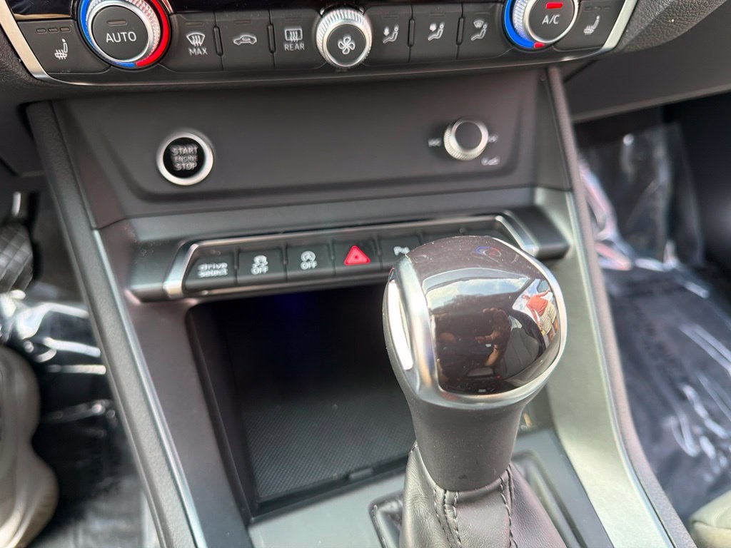 2022 Audi Q3 Premium Plus 45 TFSI S line quattro Tiptronic