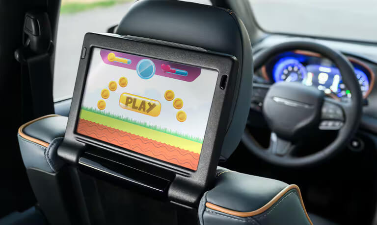 2027Chrysler-Pacifica-InteriorBackseatScreen